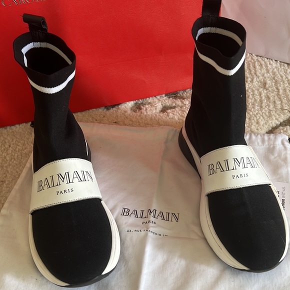 Authenticated Balmain logo sneakers - Picture 9 of 11